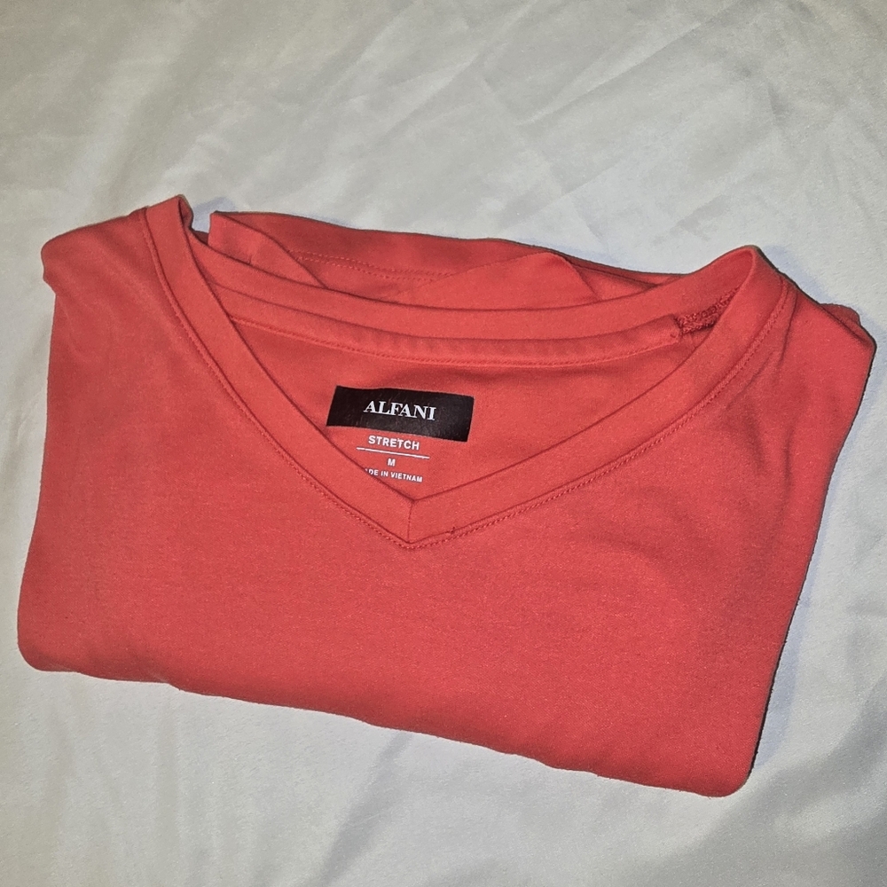 Alfani Men’s Red Stretch V-Neck T-Shirt – Size M